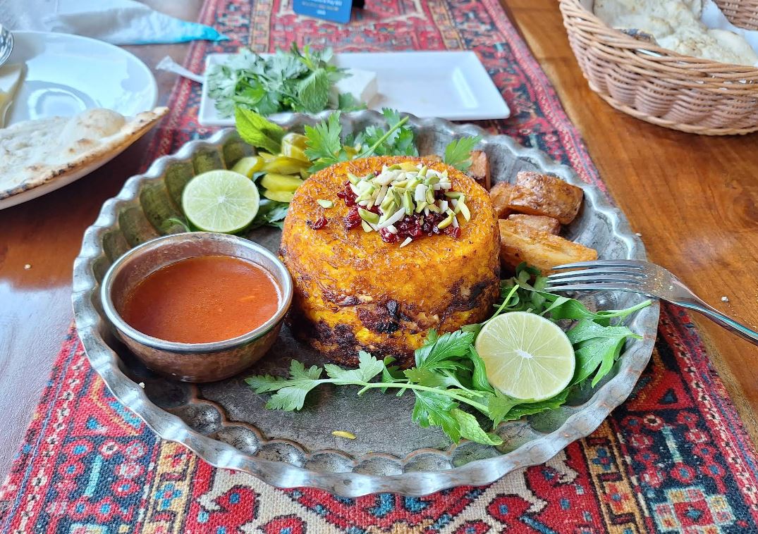 Salar Restaurant - ADNEC