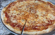 Mezza Luna Pizzeria餐厅图片
