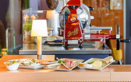 Relax Food, Drinks & You