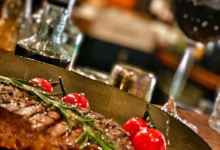Dorfkrug Bar & Grill美食图片