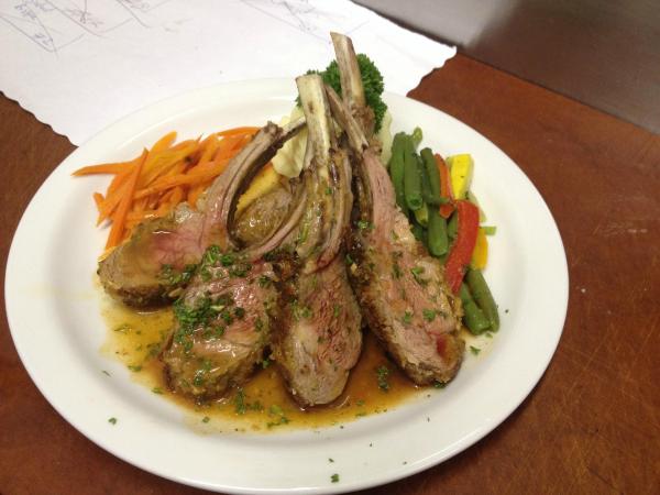 Le Petit Bistro