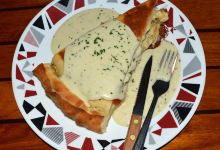 Gino's Cafe & Sports Bar美食图片