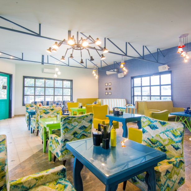 The Living Room Cafe