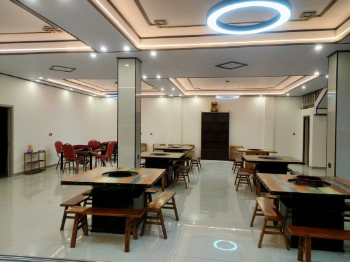 泸定新燕巧慧酒店·贡嘎食府
