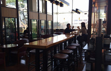 Starbucks Pyeongchon Acro餐厅图片