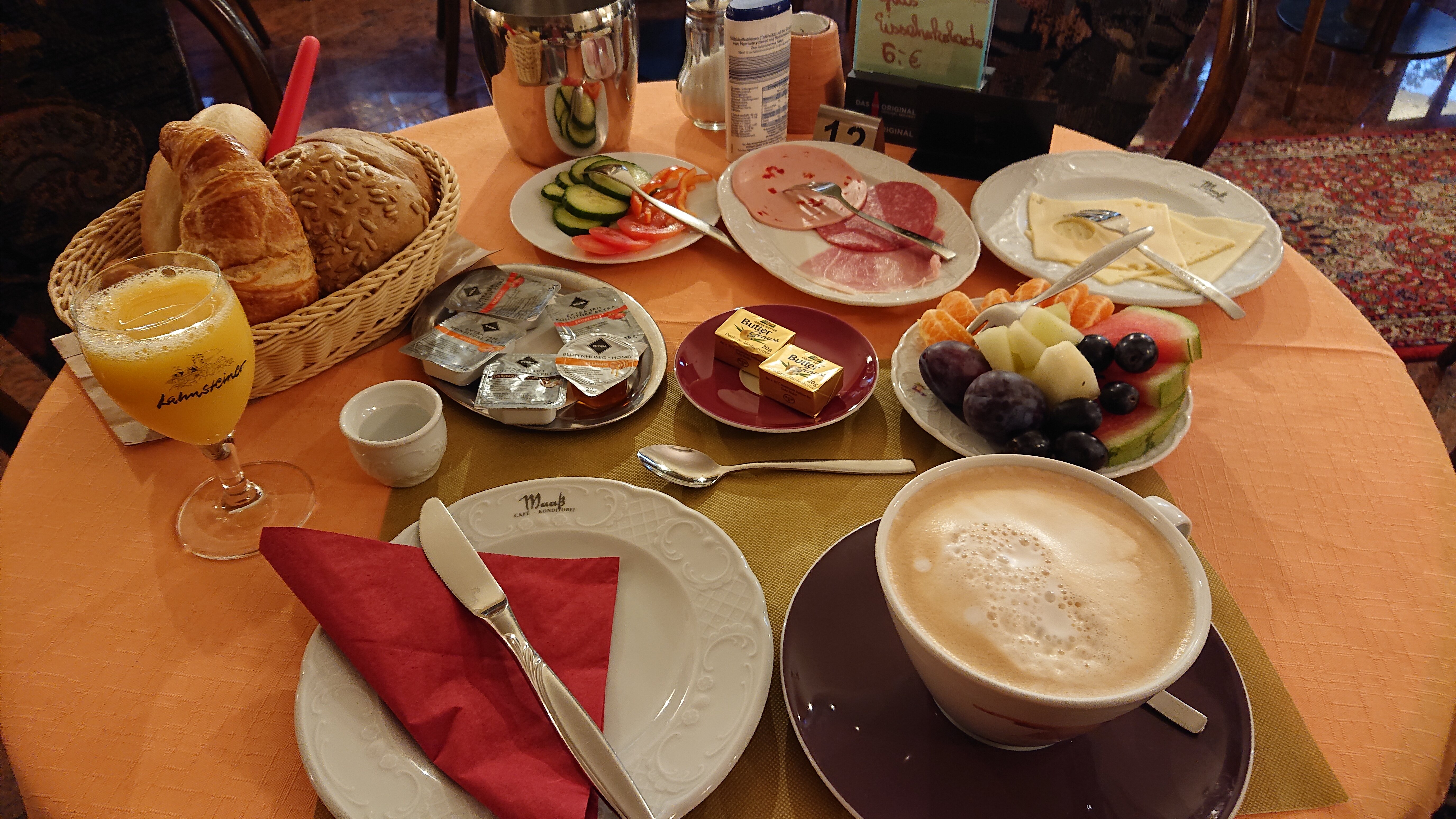 Cafe Maass