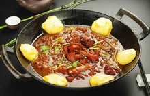 老东北铁锅炖鱼餐厅图片