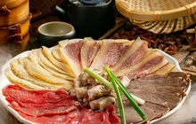 雲香源跷脚牛肉餐厅图片