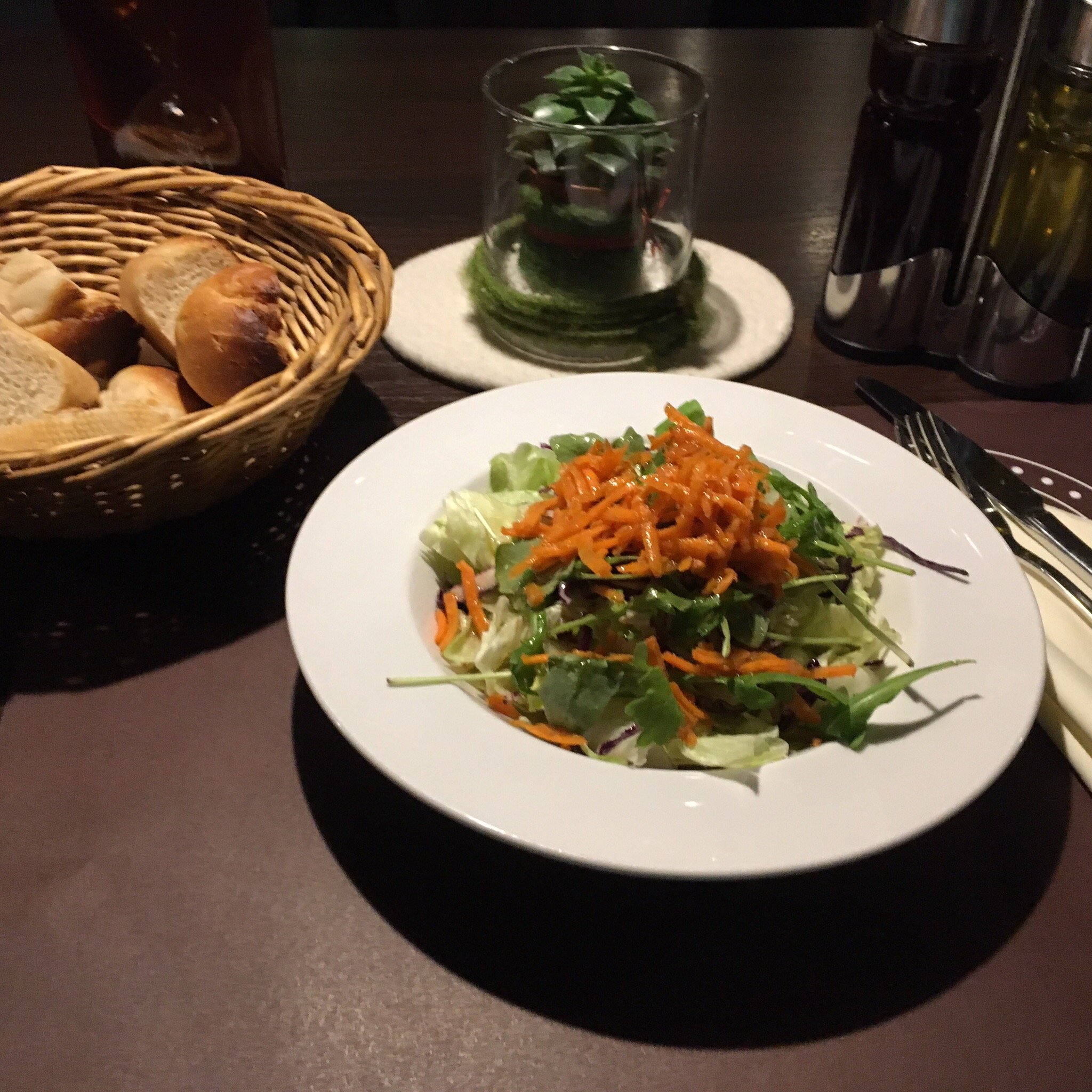 Dimi's Cafe & Bistro