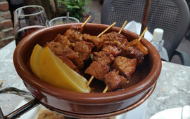 Mompou Tapas Bar & Restaurant