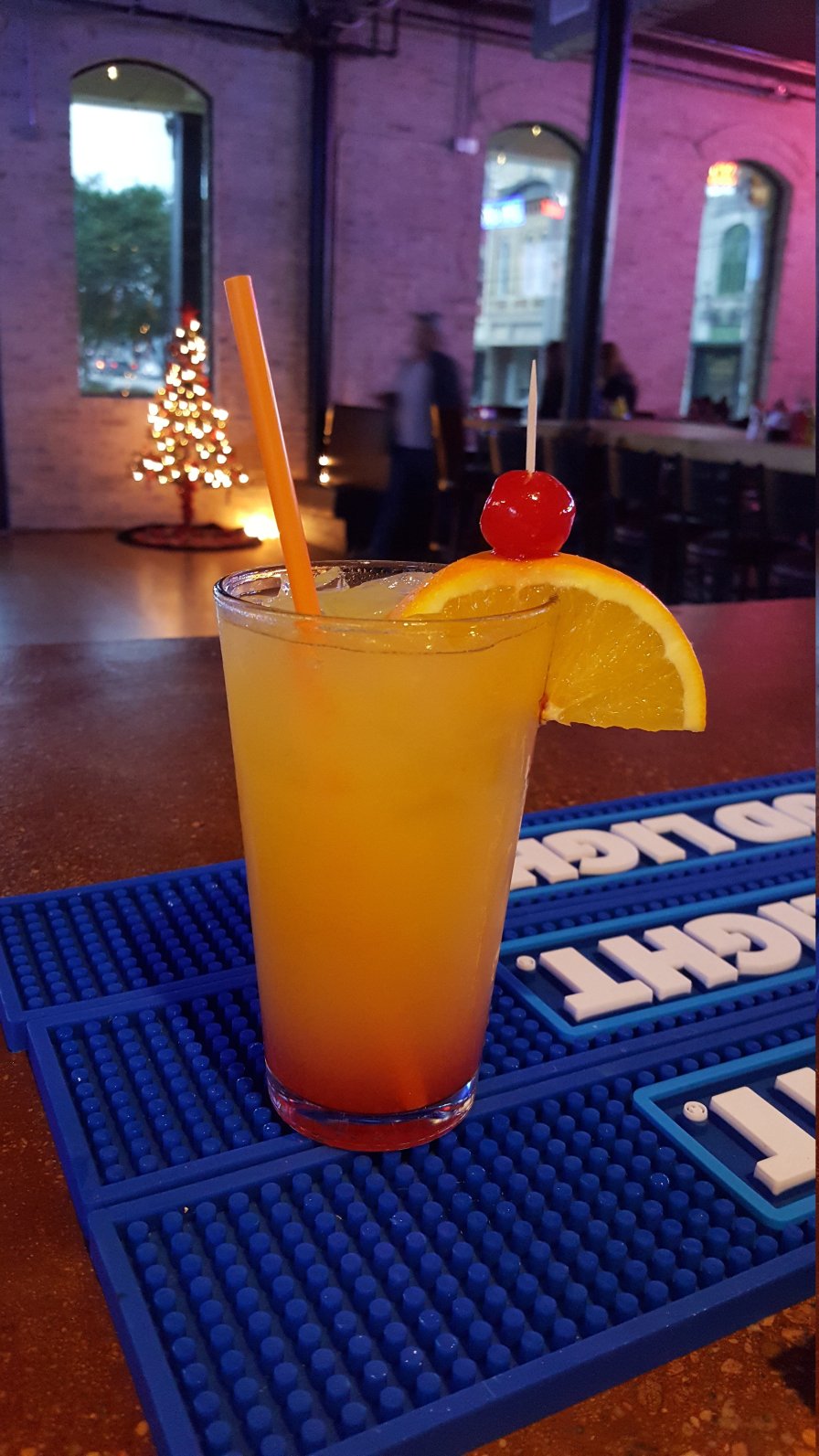 Come and Take It Bar and Grill