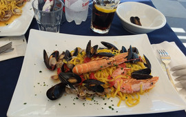 Alta Marea Beach Restaurant