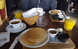 Keens Café