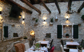 AGAPE Kitchen & Wine
