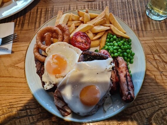 Justinlees Inn