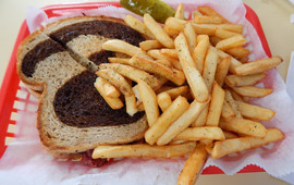 Hip Pocket Deli