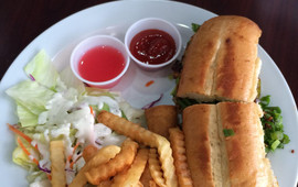MangoTree Cafe
