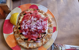 Pinaleon Taverna