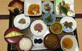 羽黒山斎館