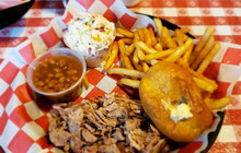 Danna's BBQ & Burger Shop餐厅图片