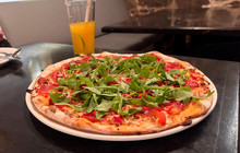 Pazzo Taverna & Pizzeria餐厅图片