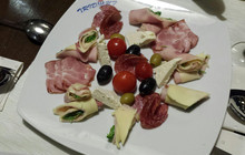 Restaurant Trident Tulcea餐厅图片