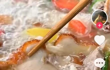 鼎鼎香脆皮红豆酸菜猪脚餐厅图片