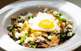 Lucky 32 Southern Kitchen
