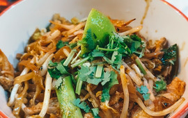 Lung Yai Thai Tapas