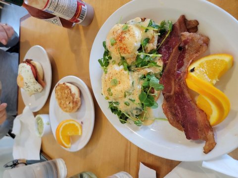 Buttercloud Bakery & Cafe