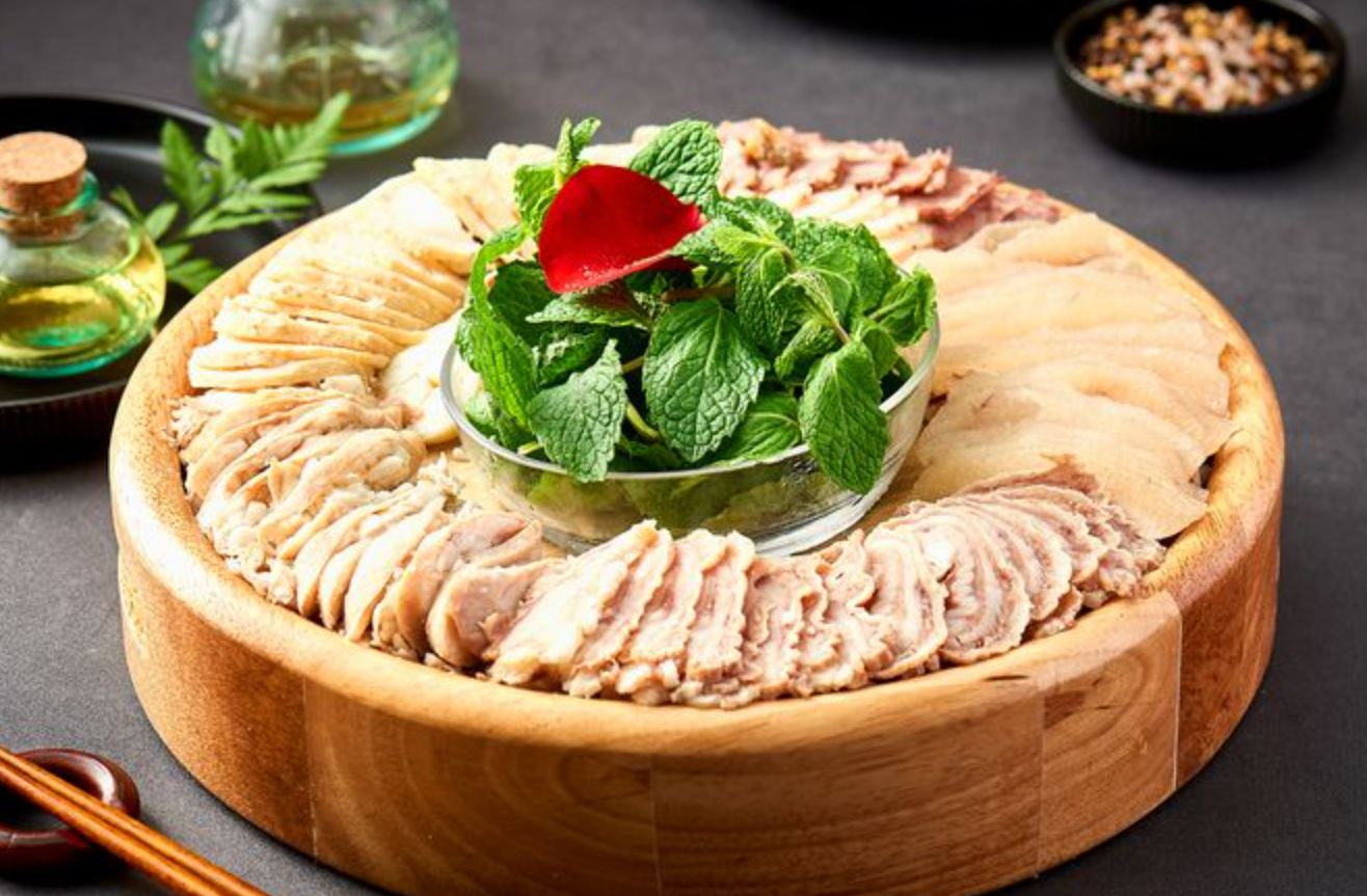 菌彩·非遗野生菌火锅餐厅图片