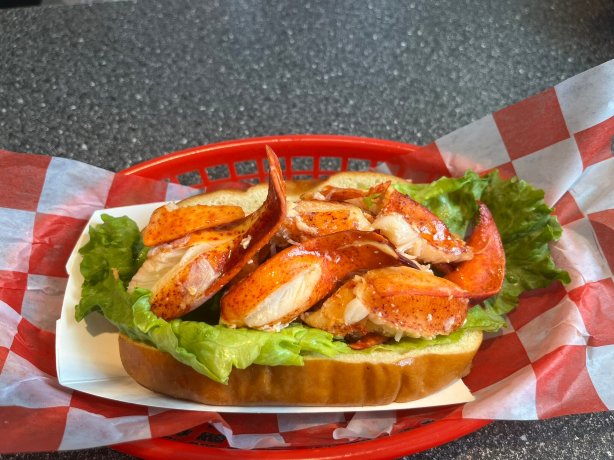 Huot's Seafood Restaurant INC餐厅图片