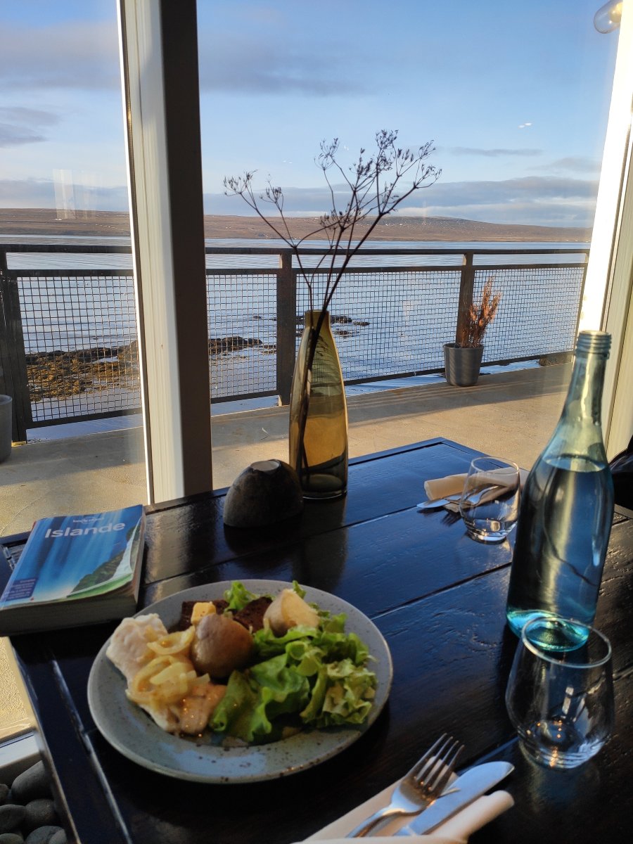 Sjávarborg Restaurant
