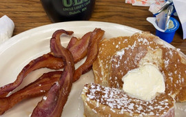 Uncle Loui's Cafe