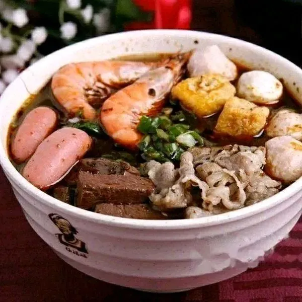 老广骨汤麻辣烫(新华路店)美食图片