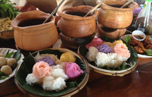 Bunmi Khanomchin餐厅图片