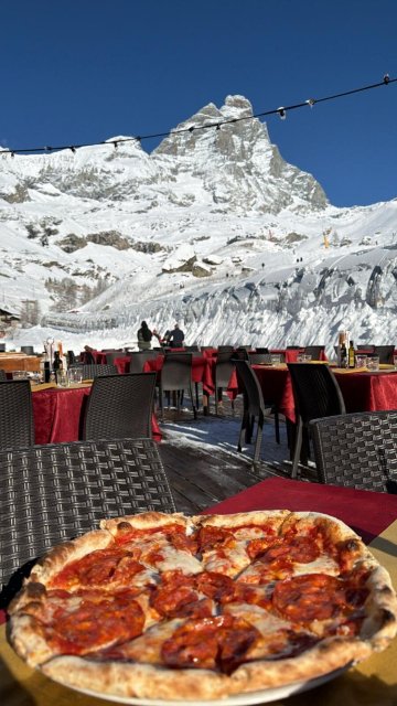 Ristorante Pizzeria La Grotta