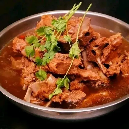 小军新概念香辣虾羊蝎子主题火锅美食图片