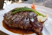 Boat Club Restaurant美食图片