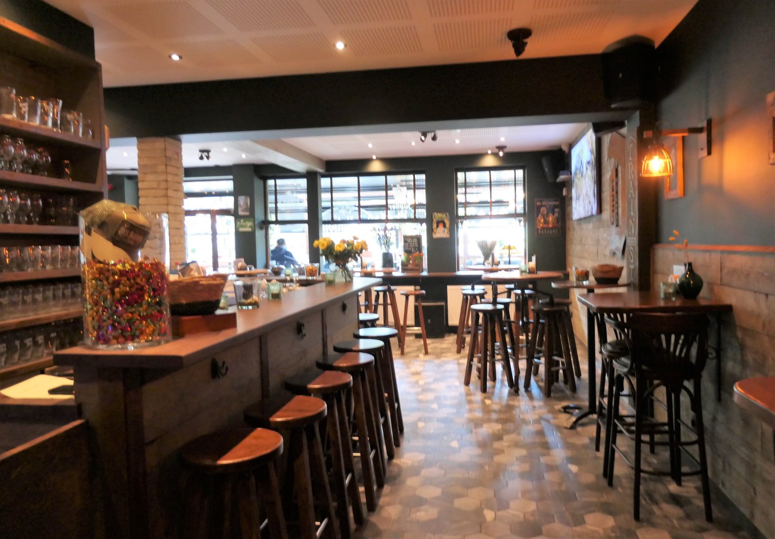 Cafe des Nations