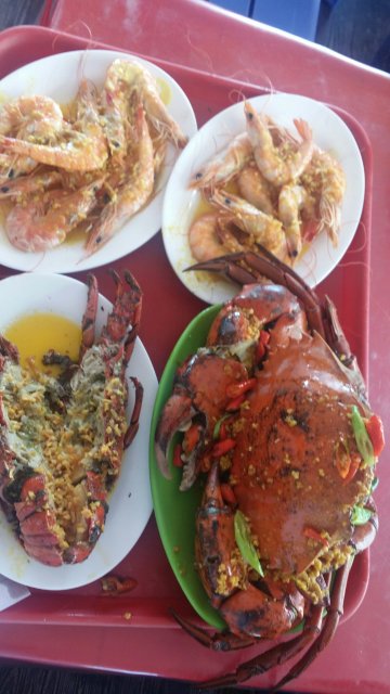 Yollys Ihaw-Ihaw and Seafood Restaurant餐厅图片