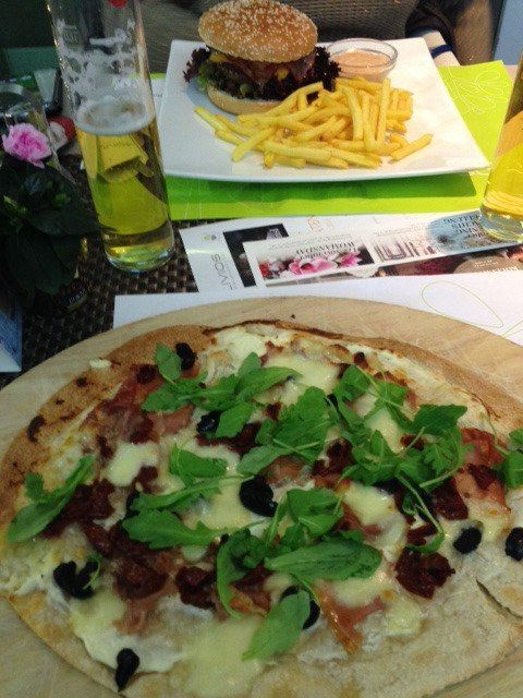 LIVIOS Cafe Bar Gartencenter
