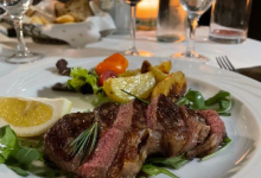 Aubergine美食图片