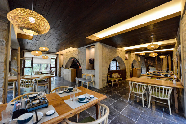 云丘山山珍院餐厅