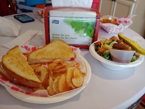 Gumdrops & Lollipops Candy & Ice Cream