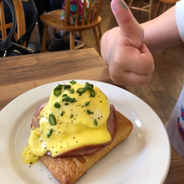 Eileen's Bakery & Cafe