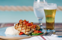 Sea Breeze Restaurant & Bar餐厅图片