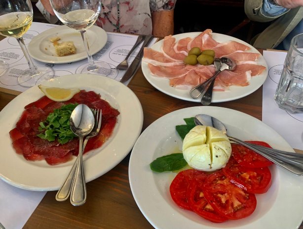 Pane E Vino
