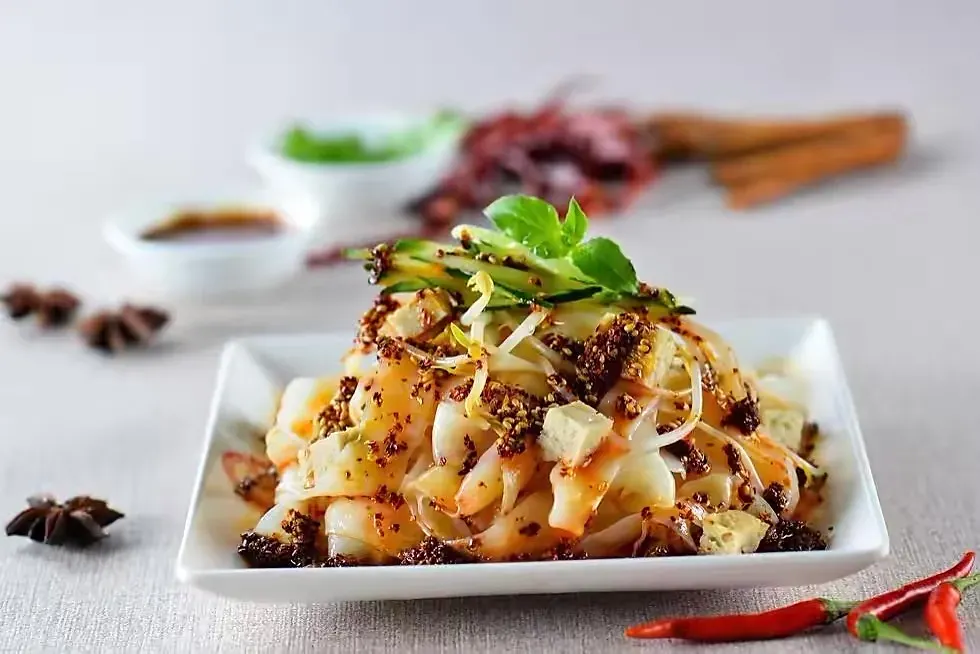 云霞擀面皮(长武店)美食图片