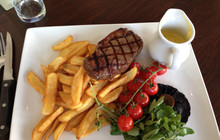 Blue River Cafe餐厅图片